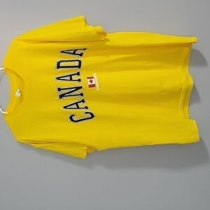 Yellow Canada vancouver tshirt size XL